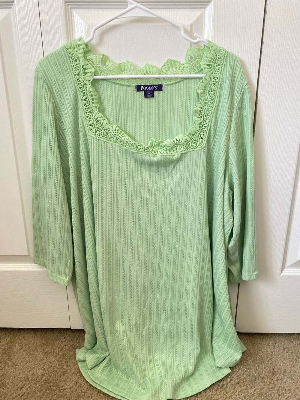 Roaman's Ribbed Lace Trim Top Size 22/24 1X
